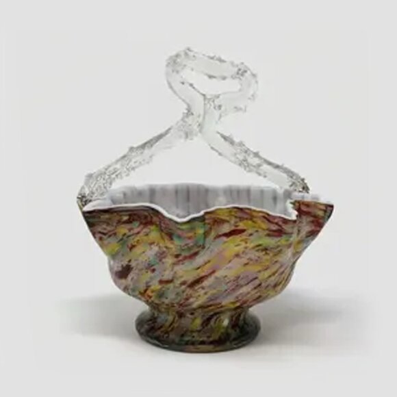 Bohemian Confetti Hand Blown Glass Basket With Thorn Handel - Picture 3 of 7